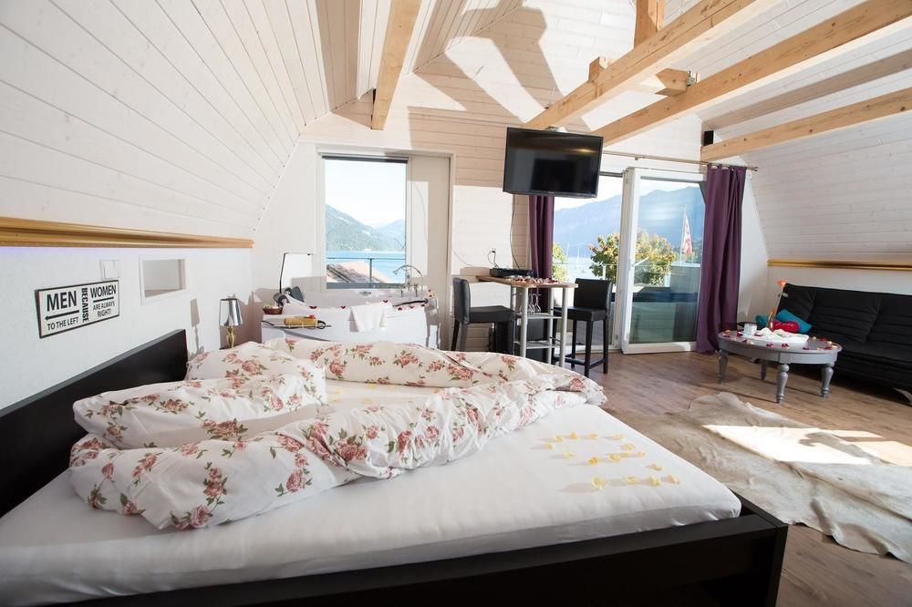 Strandhotel Seeblick Faulensee Eksteriør bilde