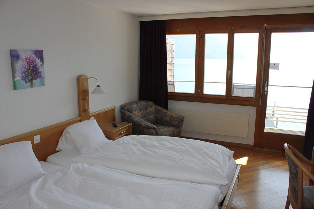 Strandhotel Seeblick Faulensee Eksteriør bilde