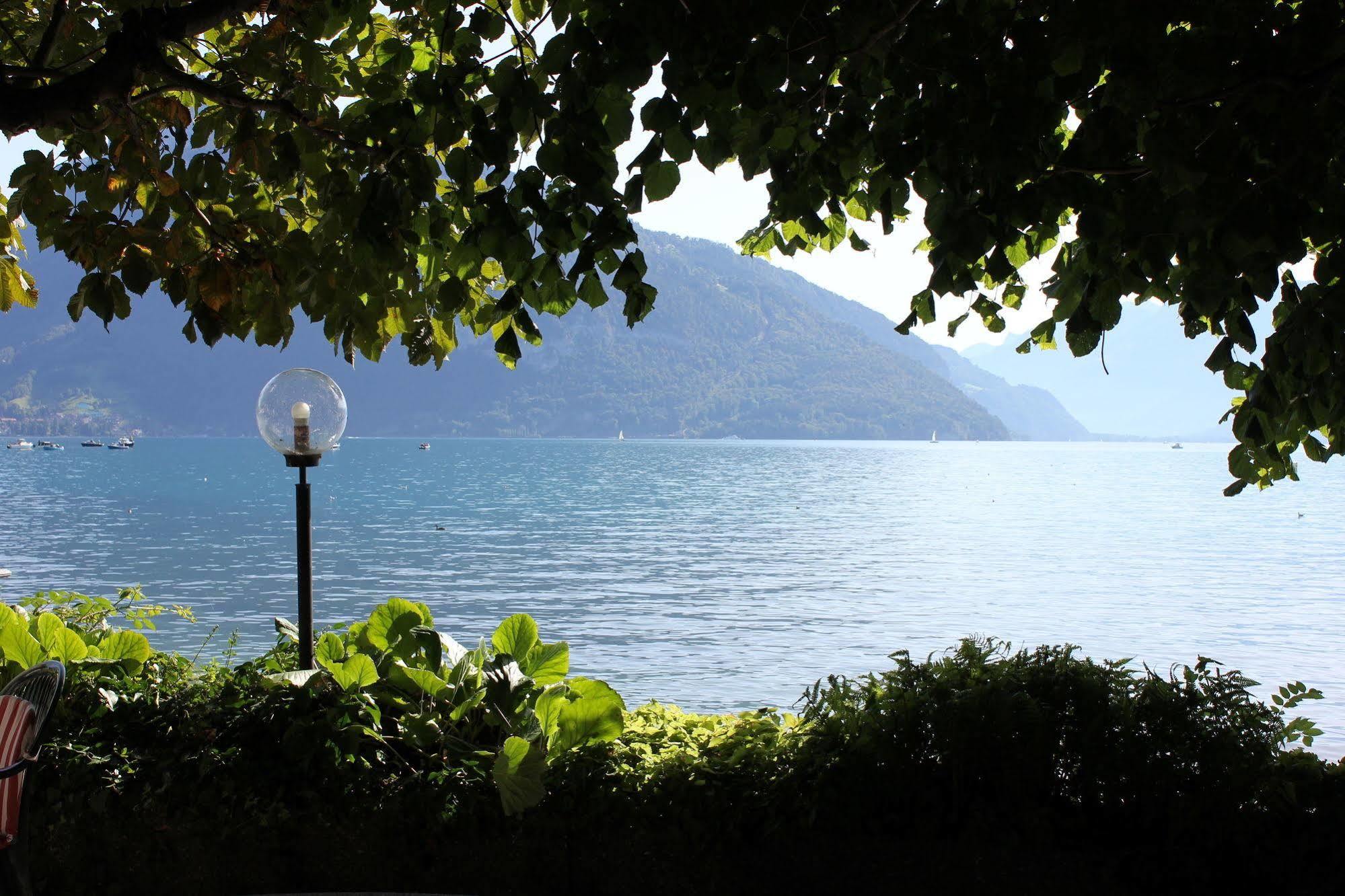 Strandhotel Seeblick Faulensee Eksteriør bilde