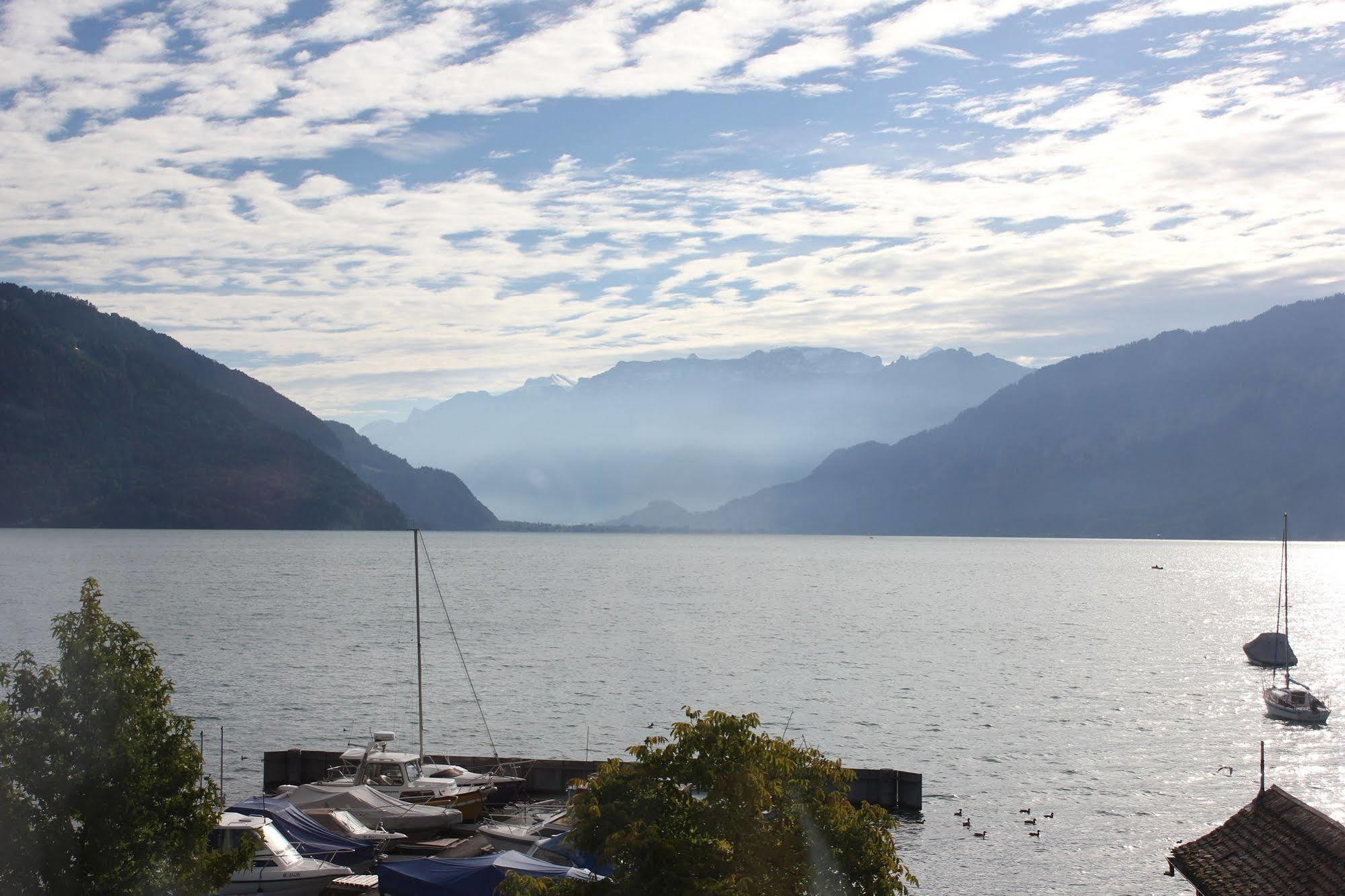 Strandhotel Seeblick Faulensee Eksteriør bilde